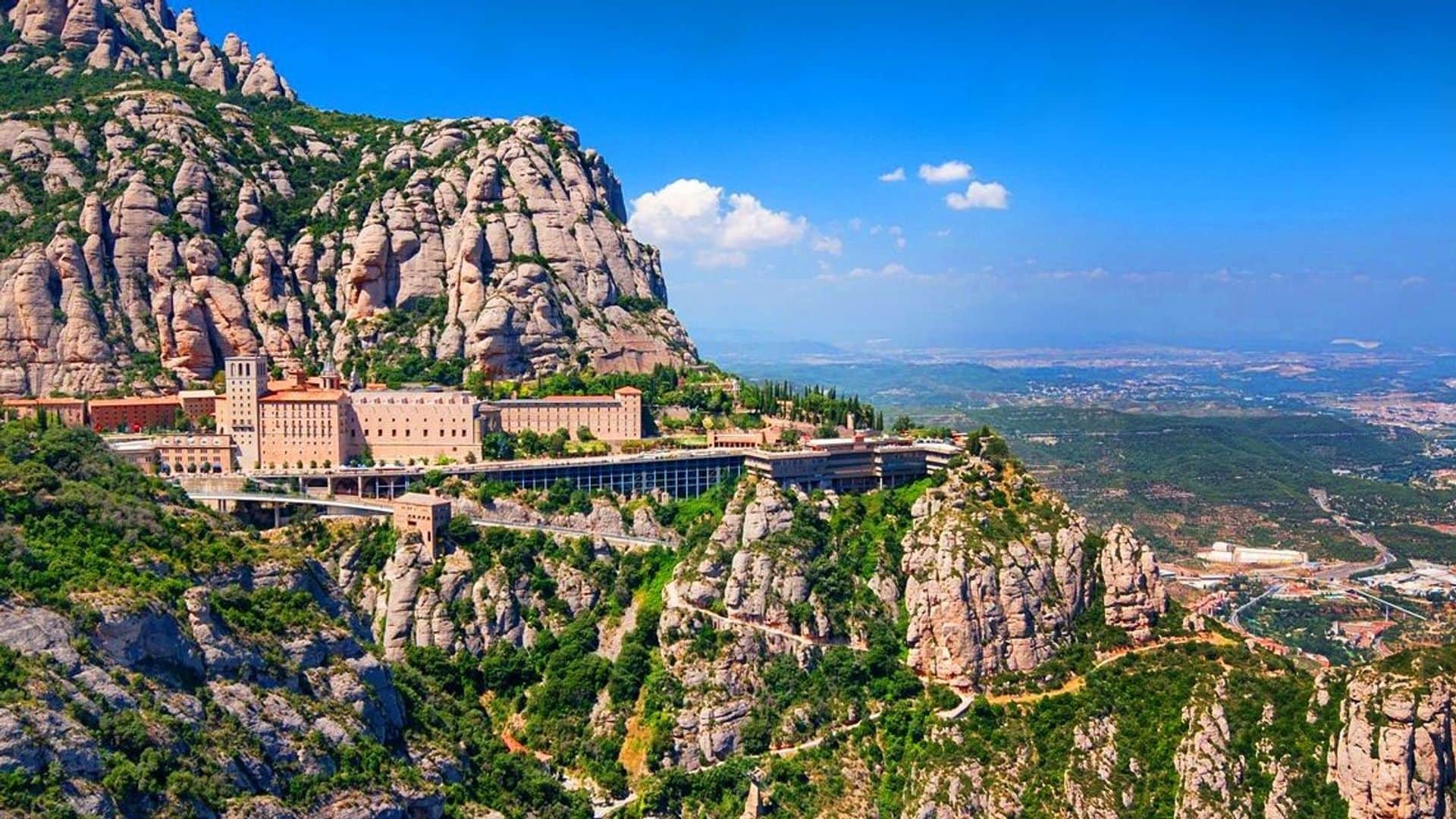 DAY 10: Excursion to Montserrat.Free time at the lively Lam Ramblas.